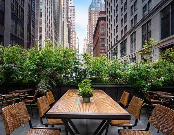 Outdoor Dining Group outdoor dining enclosures in New York City